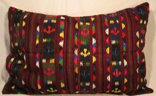 coussin kilim ancien tablier laine tisse main  decor géométrique  bulgarie